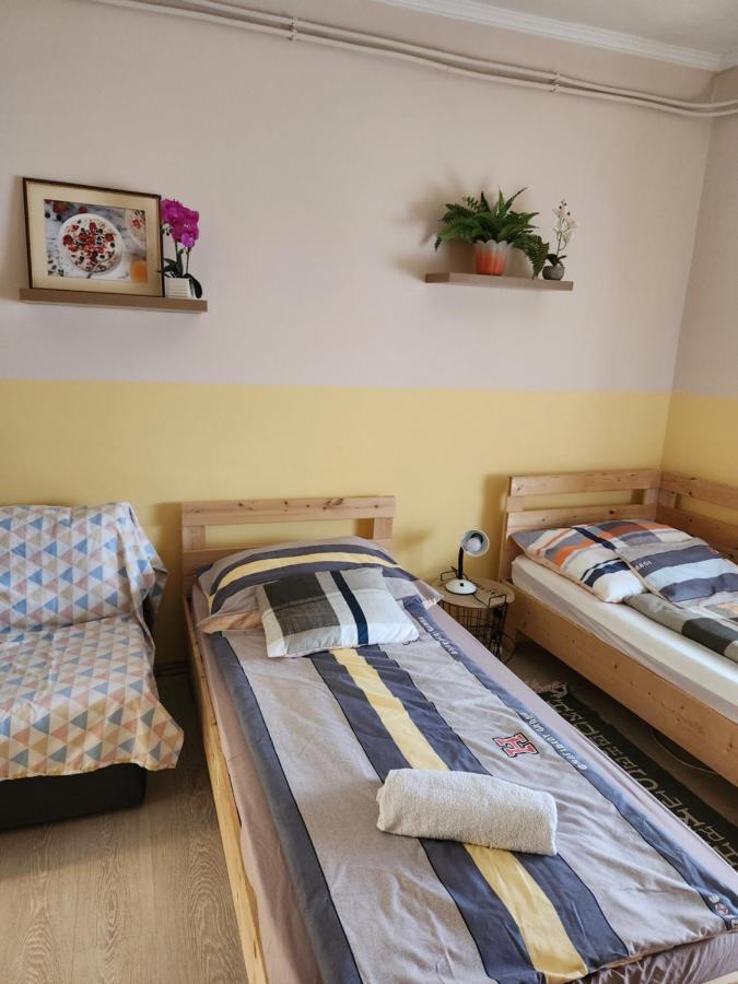 Orsi Apartman / Vendeghaz Кечкемет Экстерьер фото