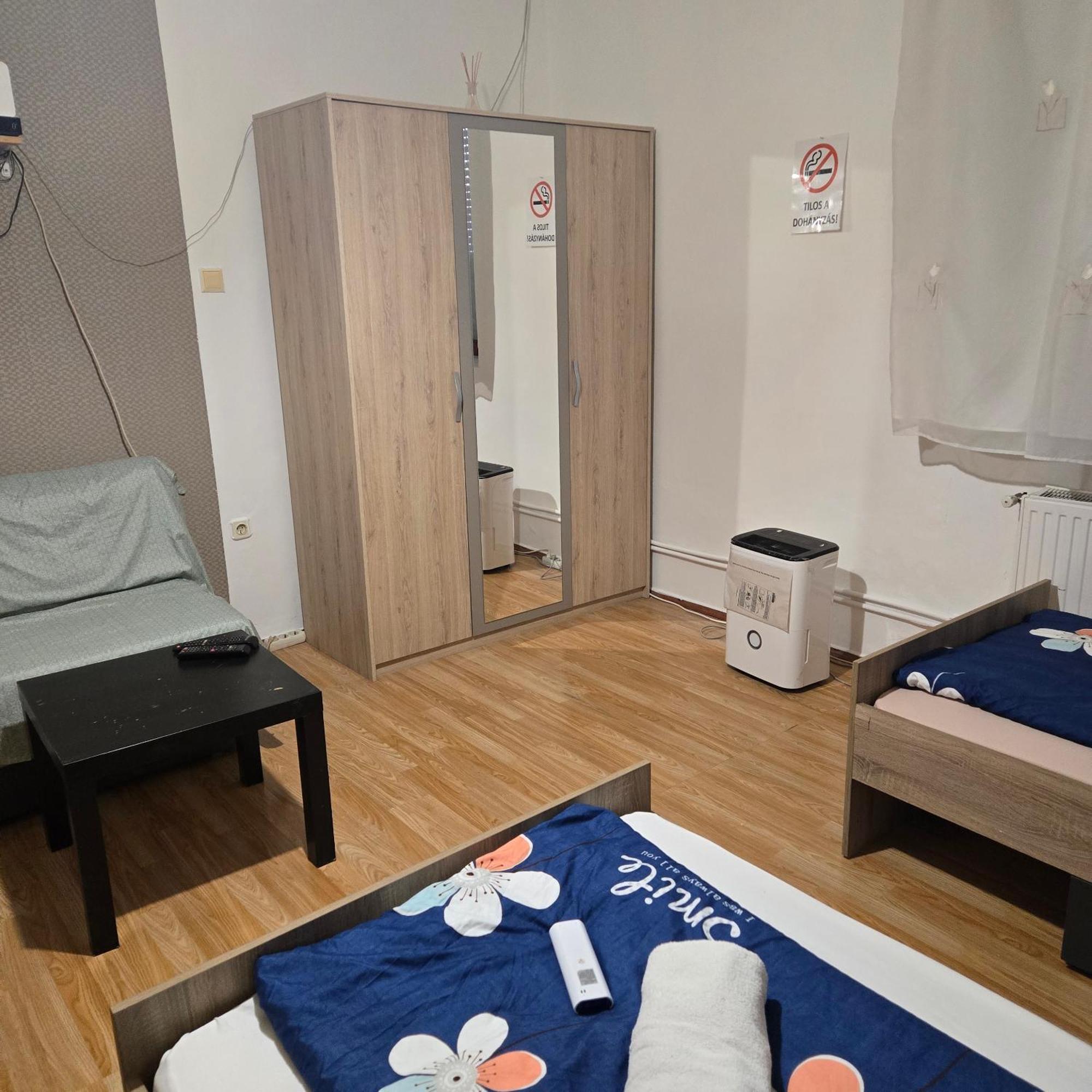 Orsi Apartman / Vendeghaz Кечкемет Экстерьер фото