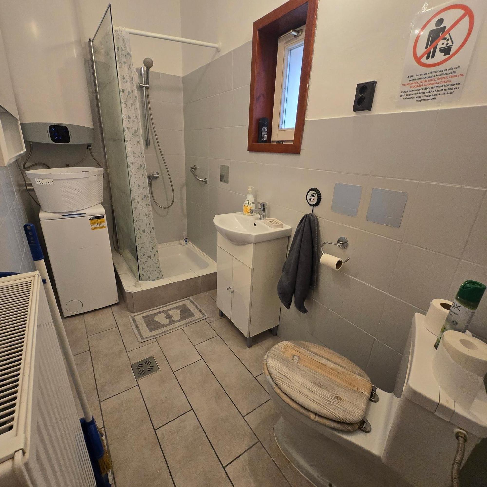 Orsi Apartman / Vendeghaz Кечкемет Экстерьер фото
